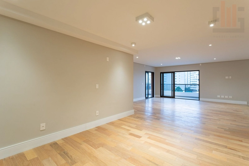 Apartamento 5 dormitórios em Sumaré, reformado: 3ª foto da galeria de imagens do imóvel