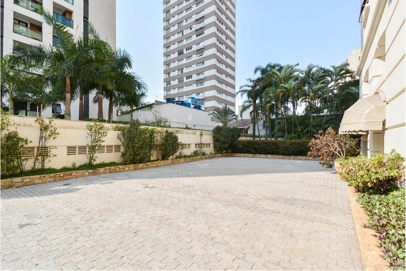 Apartamento 4 dormitórios em Pinheiros 4 vagas de garagem: 28ª foto da galeria de imagens do imóvel