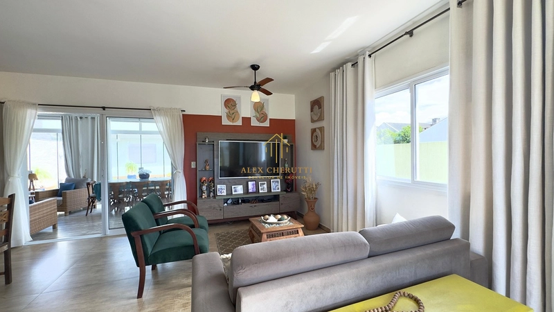 Casa à venda na praia de Atlântida Sul: 6ª foto da galeria de imagens do imóvel