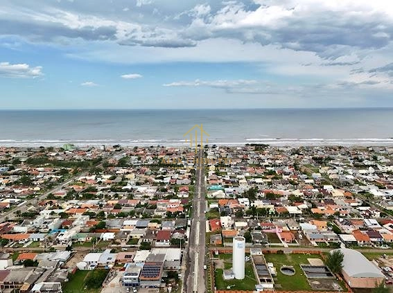 Belíssima casa à vemda na praia de Atlântida Sul, 3 dormitórios: 5ª foto da galeria de imagens do imóvel