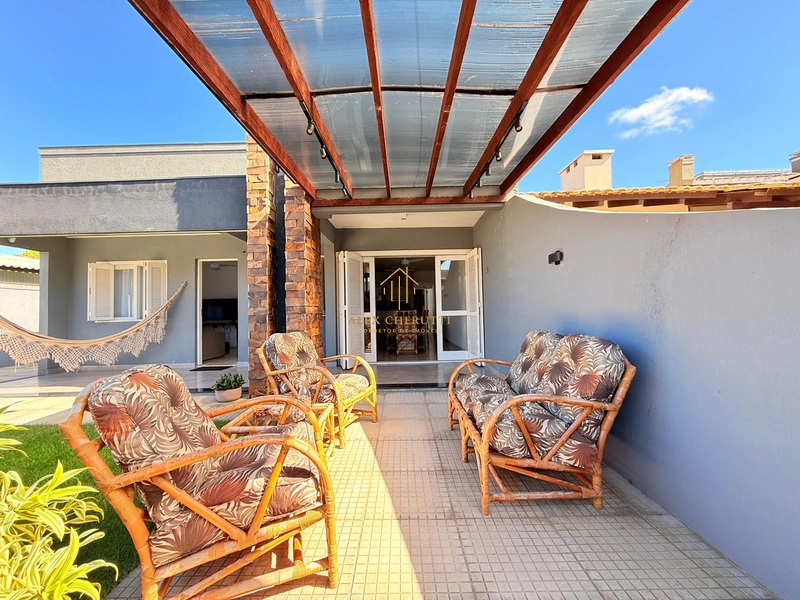 Casa à venda em Rainha do Mar, 3 dormitórios: 3ª foto da galeria de imagens do imóvel