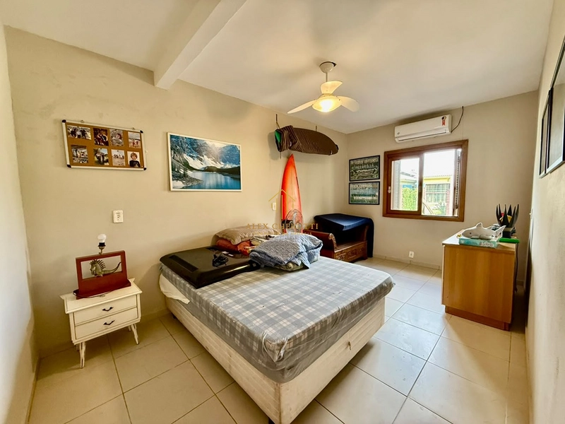 Bela casa à venda na praia de Rainha do Mar, 5 dormitórios: 10ª foto da galeria de imagens do imóvel