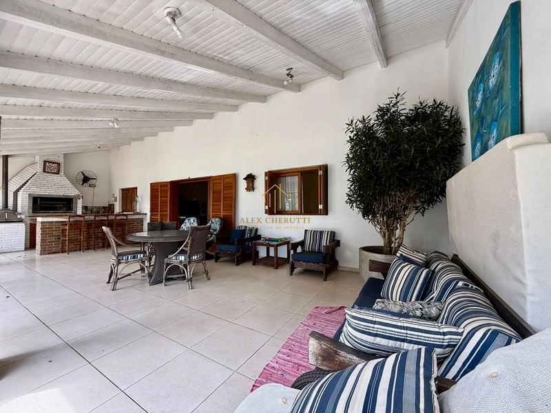 Bela casa à venda na praia de Rainha do Mar, 5 dormitórios: 17ª foto da galeria de imagens do imóvel