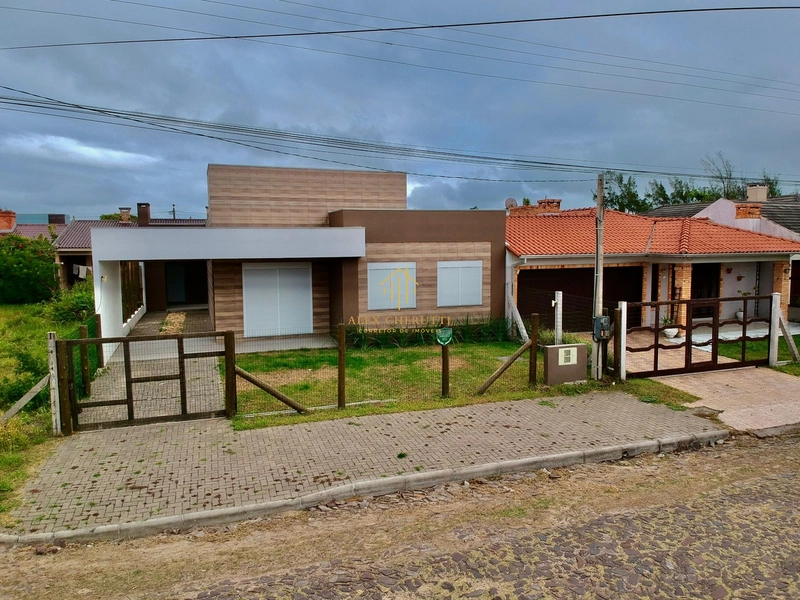 Casa na Praia de Mariápolis, 4 dormitórios: 5ª foto da galeria de imagens do imóvel