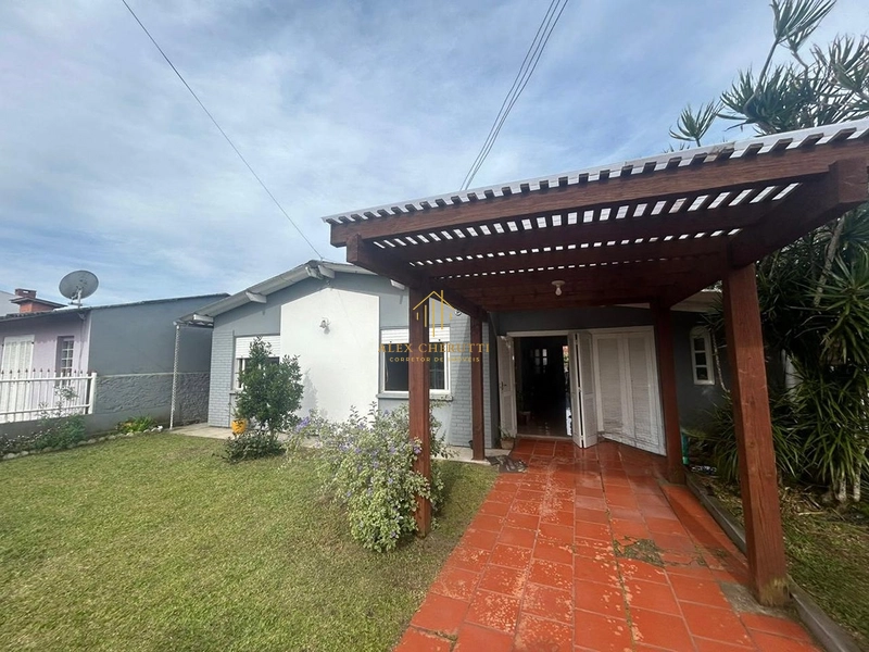 Casa à venda na praia de Atlântida Sul, 3 dormitórios: 3ª foto da galeria de imagens do imóvel