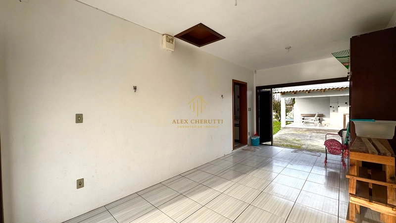 Casa à venda na praia de Atlântida Sul, 3 dormitórios: 3ª foto da galeria de imagens do imóvel