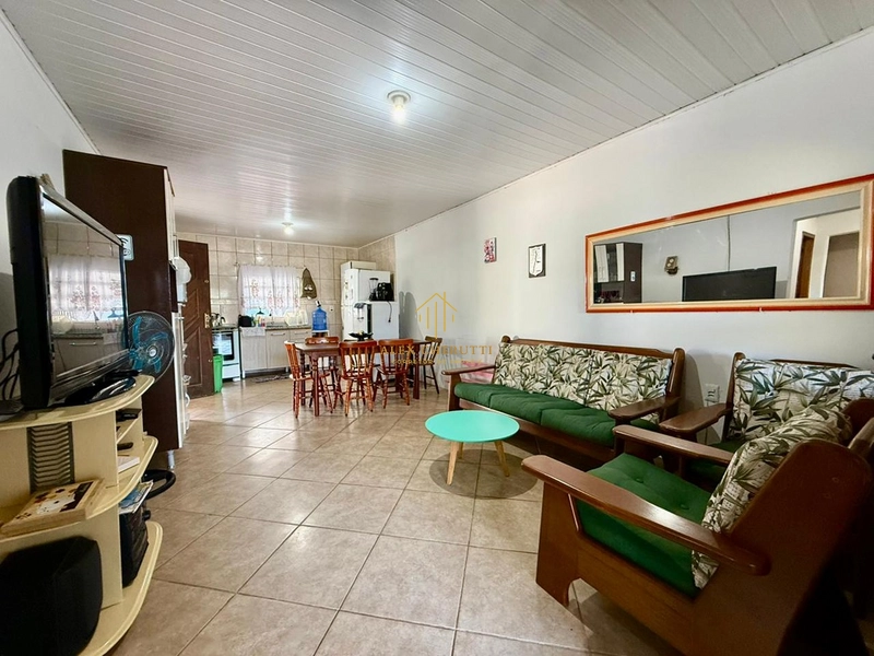 Bela casa à venda na praia de Atlântida Sul, 4 dormitórios: 6ª foto da galeria de imagens do imóvel