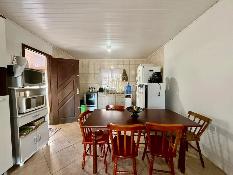Bela casa à venda na praia de Atlântida Sul, 4 dormitórios: 7ª foto da galeria de imagens do imóvel