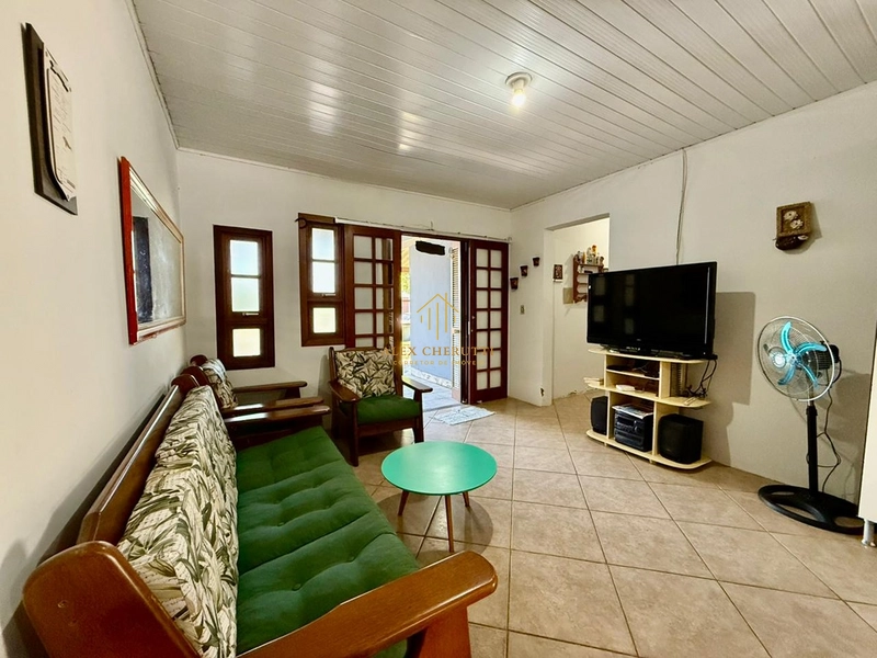Bela casa à venda na praia de Atlântida Sul, 4 dormitórios: 5ª foto da galeria de imagens do imóvel