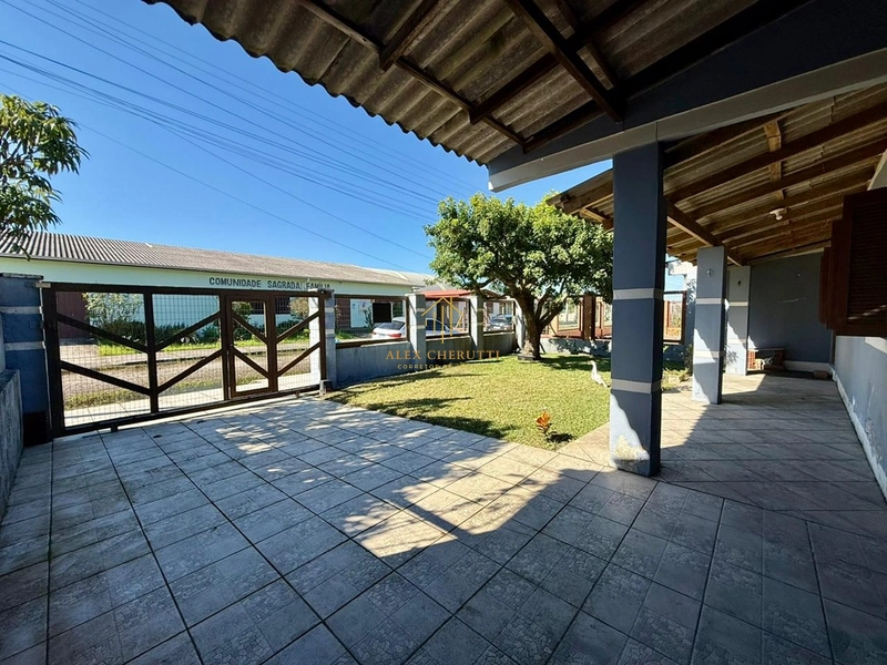 Bela casa à venda na praia de Atlântida Sul, 4 dormitórios: 4ª foto da galeria de imagens do imóvel