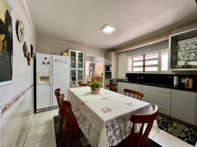Excelente casa na praia de Mariápolis: 13ª foto da galeria de imagens do imóvel