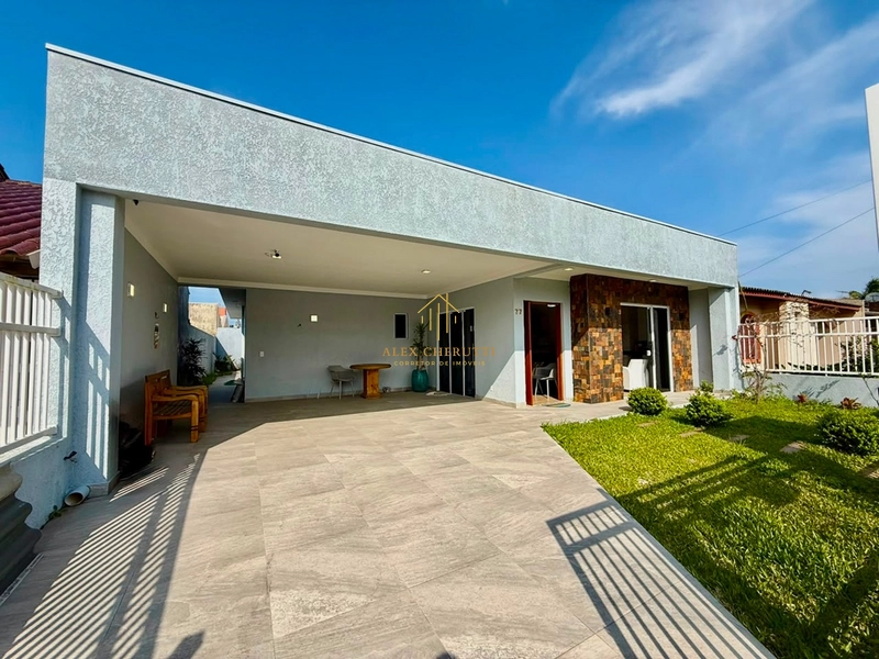 Excelente casa à venda em Atlântida Sul, 3 dormitórios: 1ª foto da galeria de imagens do imóvel