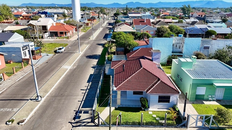 Bela casa na praia de Atlântida Sul, 3 dormitórios: 24ª foto da galeria de imagens do imóvel