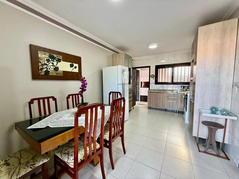 Bela casa na praia de Atlântida Sul, 3 dormitórios: 9ª foto da galeria de imagens do imóvel