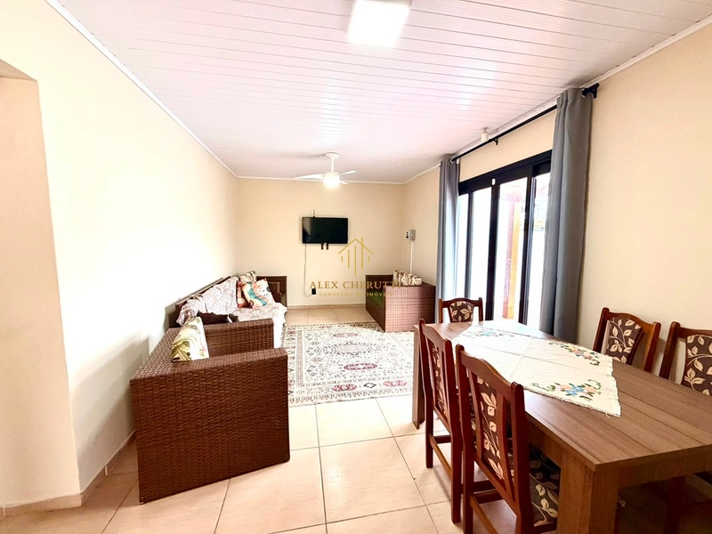 Casa à venda na praia de Atlântida Sul, 3 dormitórios: 4ª foto da galeria de imagens do imóvel