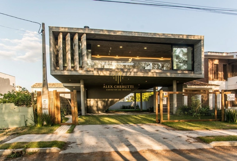 Casa lindíssima com vista para a praia em Noiva do Mar, 4 suítes: 1ª foto da galeria de imagens do imóvel