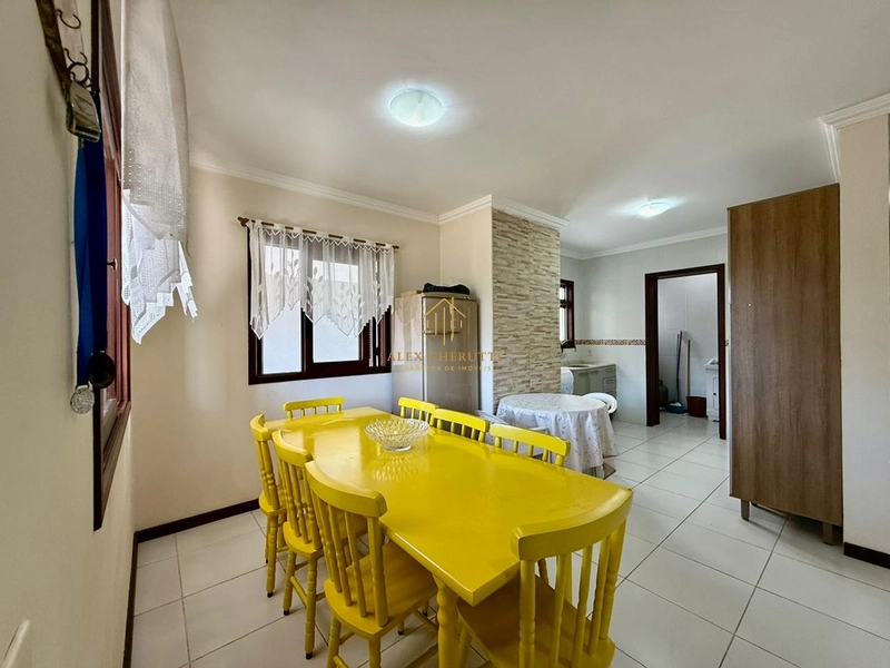 Casa na Praia de Atlântida Sul, 3 dormitórios: 11ª foto da galeria de imagens do imóvel