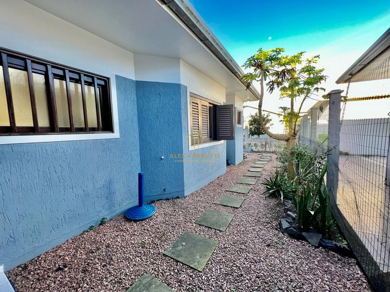 Casa na Praia de Atlântida Sul, 3 dormitórios: 9ª foto da galeria de imagens do imóvel
