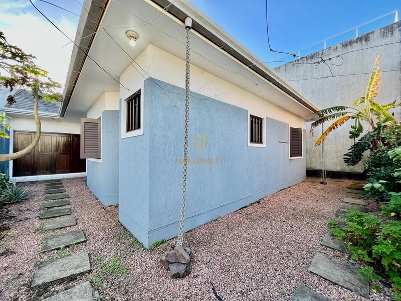 Casa na Praia de Atlântida Sul, 3 dormitórios: 8ª foto da galeria de imagens do imóvel