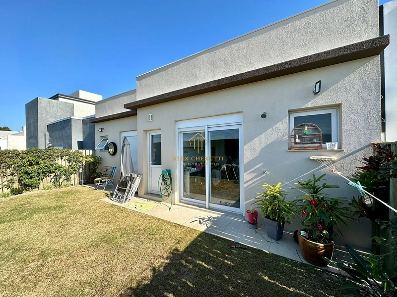 Linda casa no condomínio Las Palmas: 42ª foto da galeria de imagens do imóvel