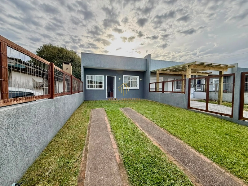 Casa geminada à venda na praia de Noiva do Mar, 2 dormitórios: 1ª foto da galeria de imagens do imóvel