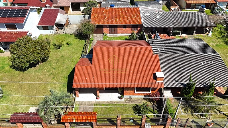 Bela casa com anexo à venda em Rainha do Mar: 4ª foto da galeria de imagens do imóvel