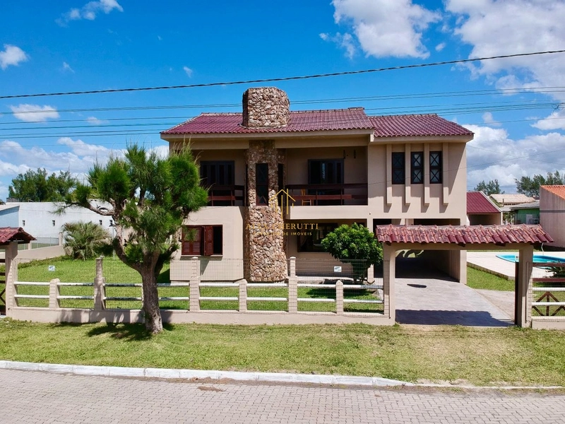 Linda casa à venda em Imbé, 8 dormitórios: 4ª foto da galeria de imagens do imóvel