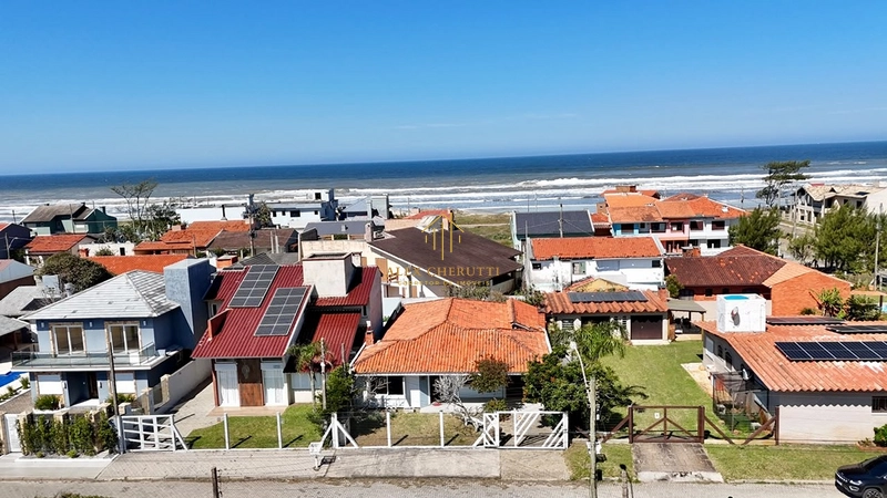 Casa em ótima localização na praia de Noiva do Mar, 3 dormitórios: 2ª foto da galeria de imagens do imóvel