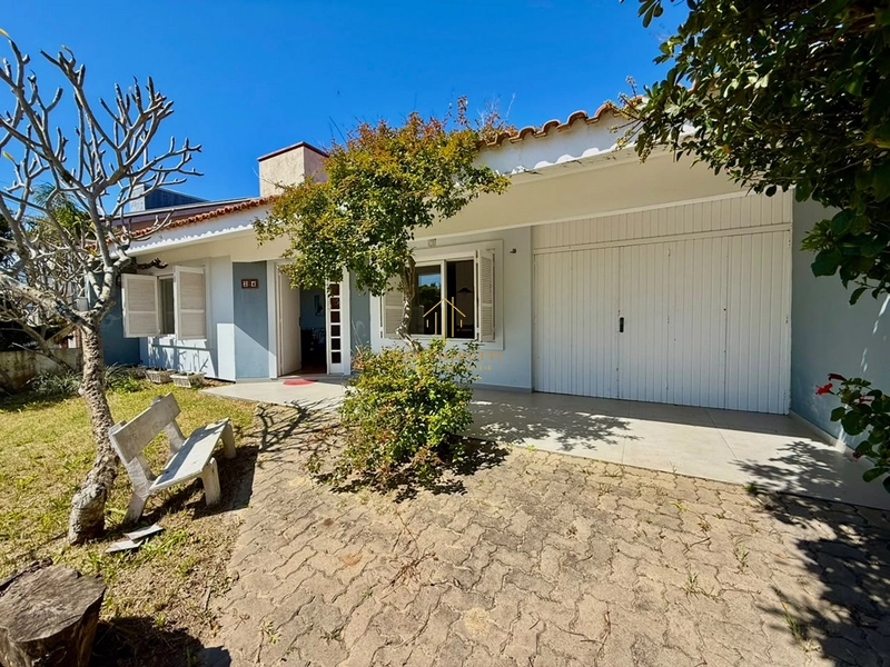 Casa em ótima localização na praia de Noiva do Mar, 3 dormitórios: 4ª foto da galeria de imagens do imóvel