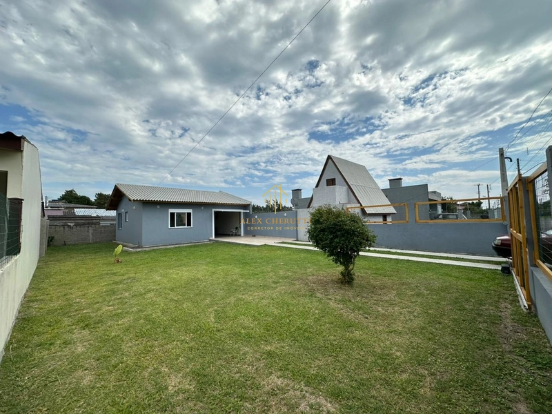 Casa na Praia de Atlântida Sul, 1 dormitório: 1ª foto da galeria de imagens do imóvel