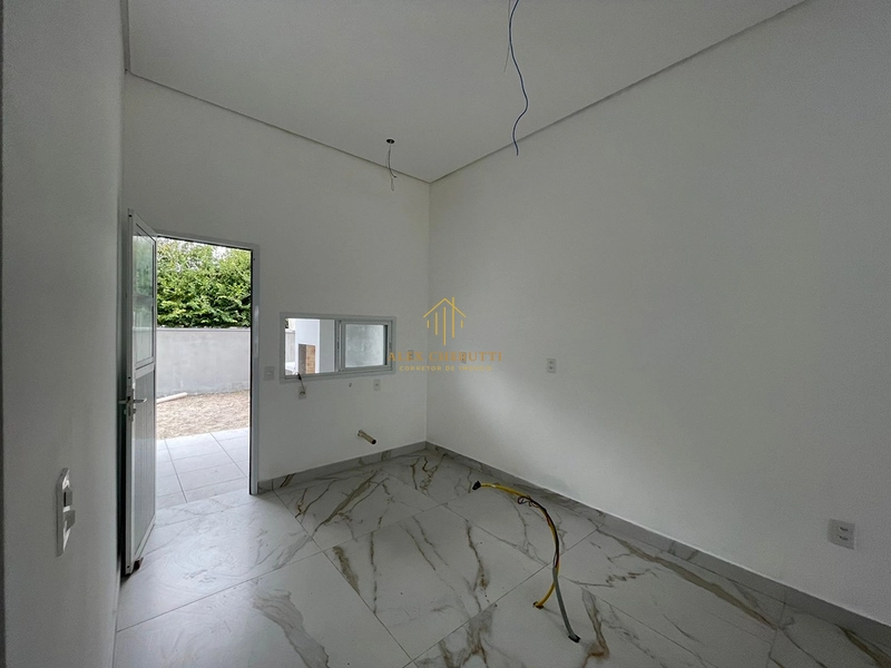 Casa geminada à venda na praia de Atlântida Sul, 2 dormitórios: 6ª foto da galeria de imagens do imóvel
