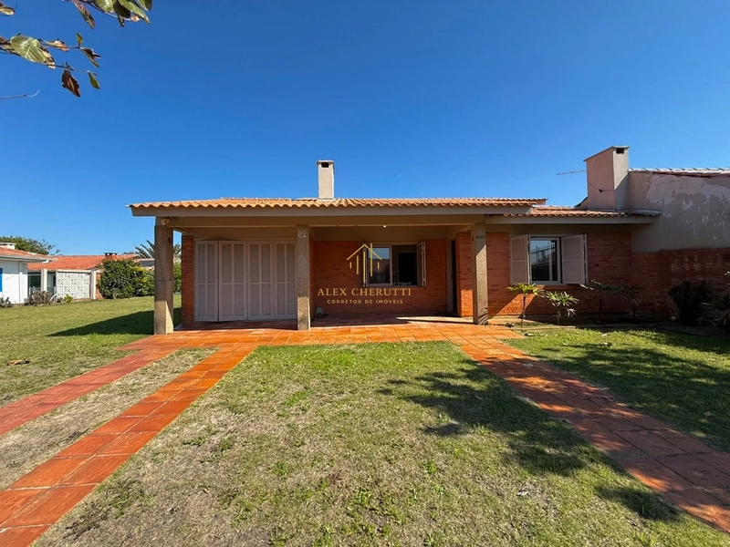 Linda casa à venda na praia de Arpoador, 3 dormitórios: 1ª foto da galeria de imagens do imóvel