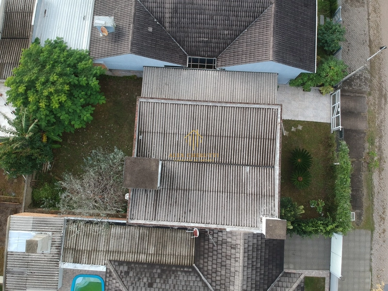 Bela casa na praia de Rainda do Mar: 4ª foto da galeria de imagens do imóvel