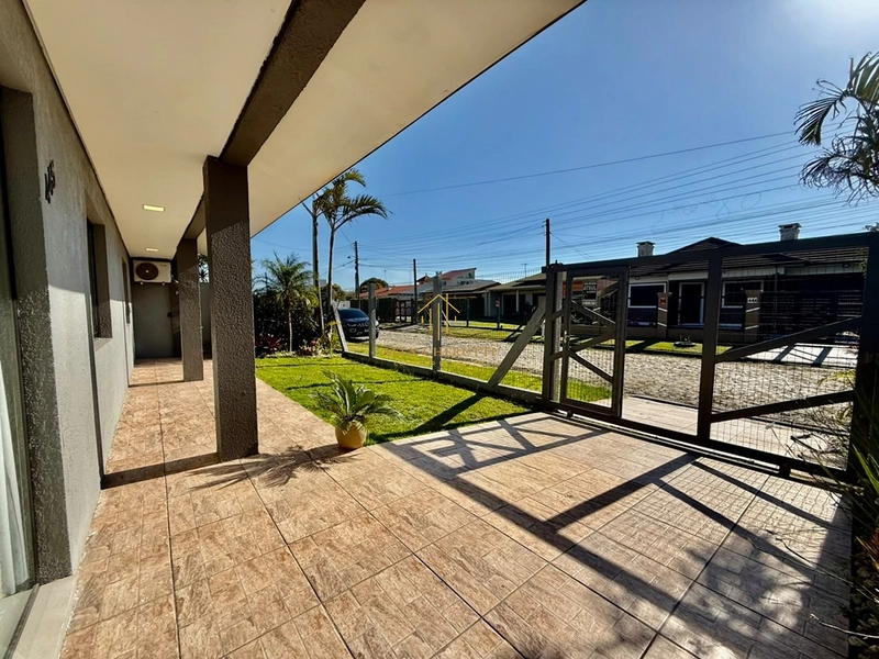 Casa à venda na praia de Atlântida Sul, 2 dormitórios: 6ª foto da galeria de imagens do imóvel