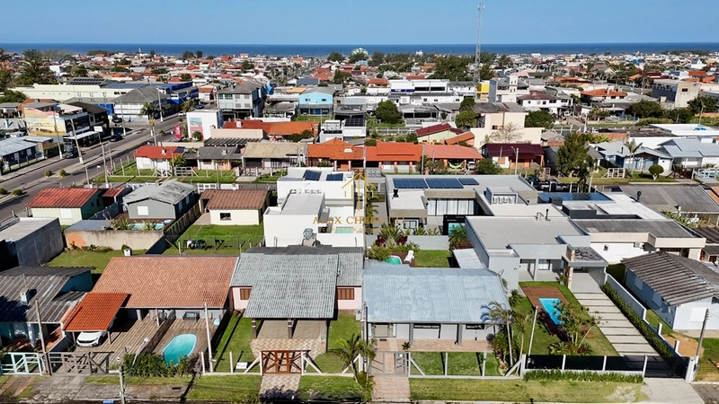 Casa à venda na praia de Atlântida Sul, 2 dormitórios: 5ª foto da galeria de imagens do imóvel