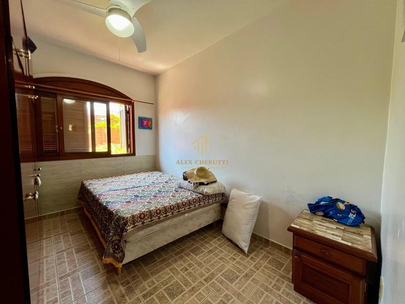 Bela casa com 3 terrenos na praia de Mariápolis: 25ª foto da galeria de imagens do imóvel