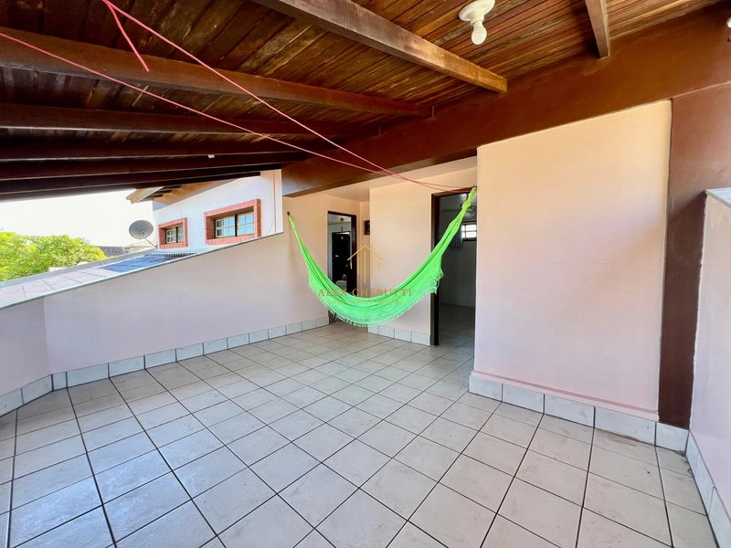 Bela casa com 3 terrenos na praia de Mariápolis: 11ª foto da galeria de imagens do imóvel