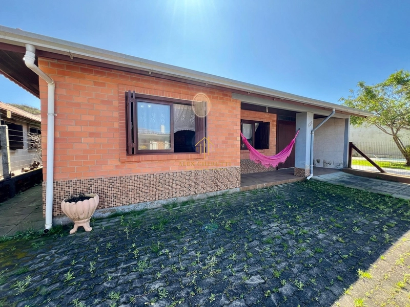 Casa na Praia de Mariápolis, 3 dormitórios: 1ª foto da galeria de imagens do imóvel