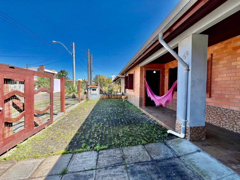 Casa na Praia de Mariápolis, 3 dormitórios: 4ª foto da galeria de imagens do imóvel