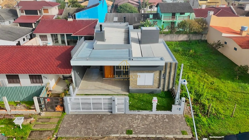 Linda casa à venda na praia de Atlântida Sul, 3 suítes: 2ª foto da galeria de imagens do imóvel