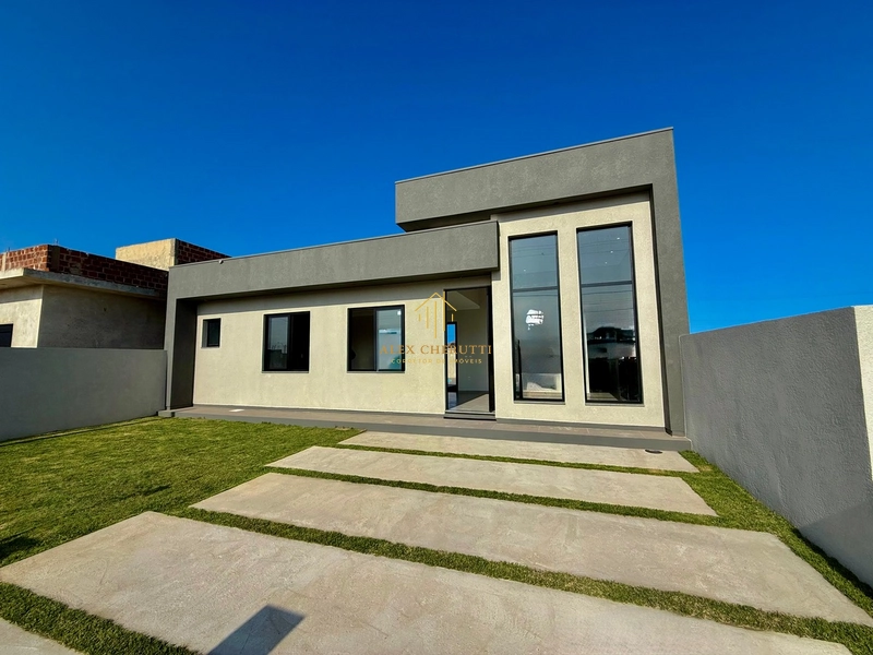 Linda casa na praia de Atlântida Sul: 3ª foto da galeria de imagens do imóvel