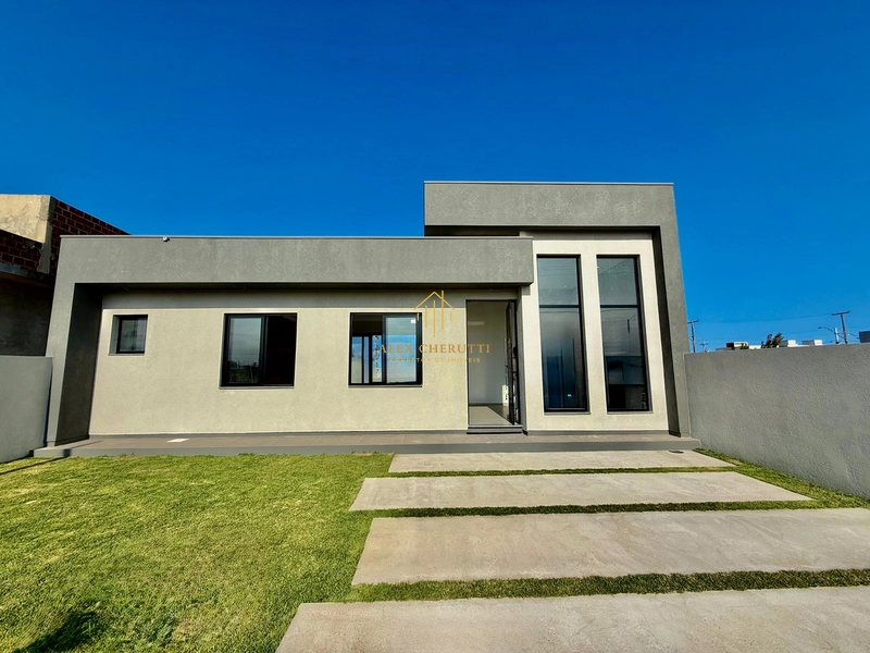 Linda casa na praia de Atlântida Sul: 1ª foto da galeria de imagens do imóvel