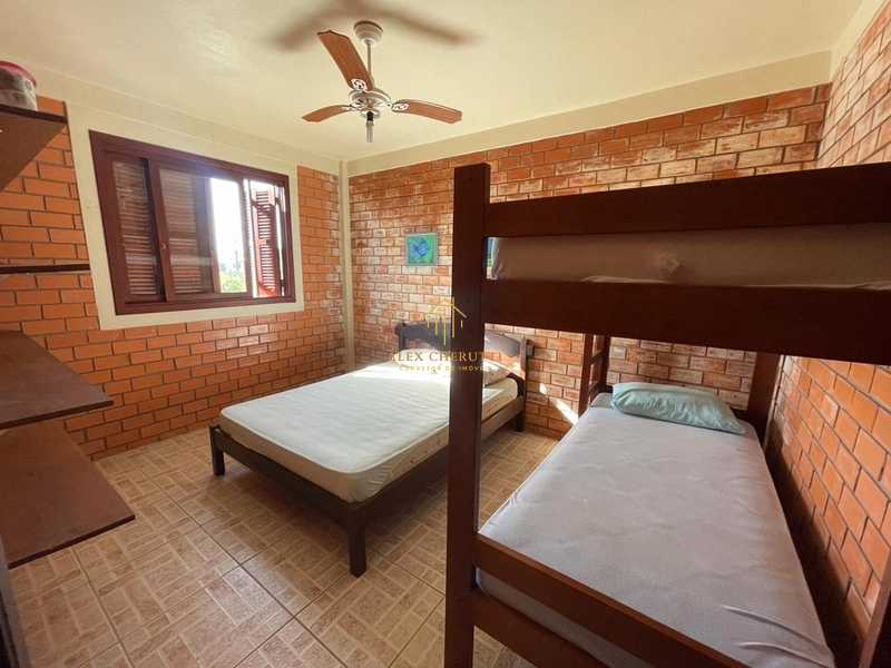 Casa na Praia de Atlântida Sul, 8 dormitórios: 21ª foto da galeria de imagens do imóvel