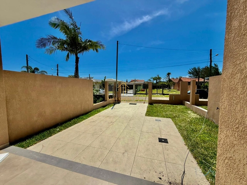 Casa geminada nova na praia de Marina/Maristela: 3ª foto da galeria de imagens do imóvel