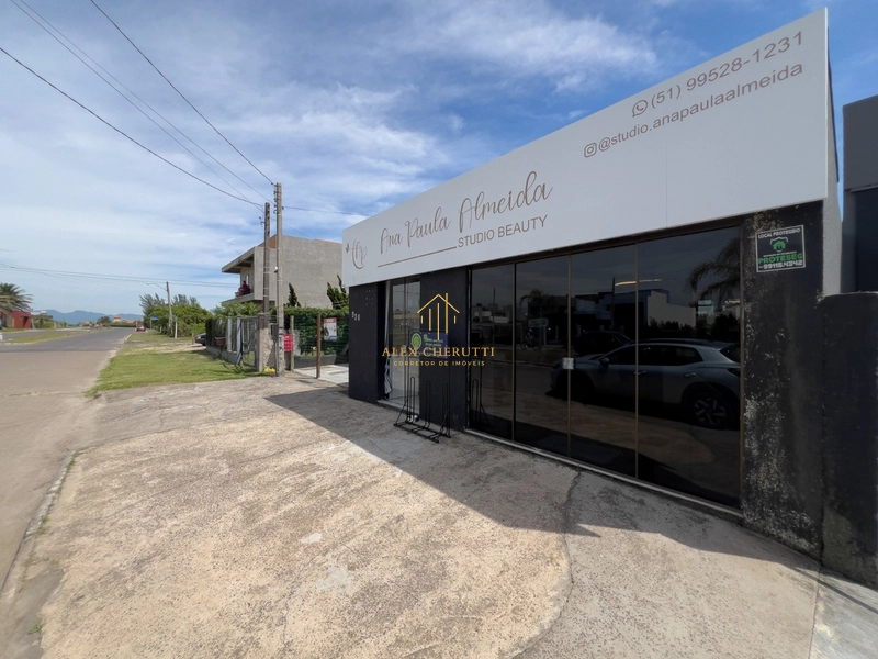 Casa com espaço para comércio em Noiva do Mar, 3 dormitórios: 3ª foto da galeria de imagens do imóvel