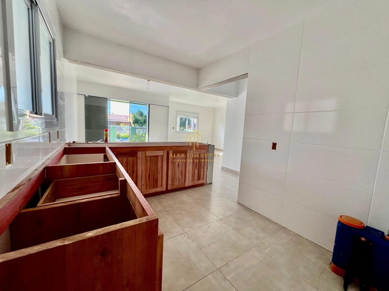 Casa nova em AtLântida Sul: 10ª foto da galeria de imagens do imóvel