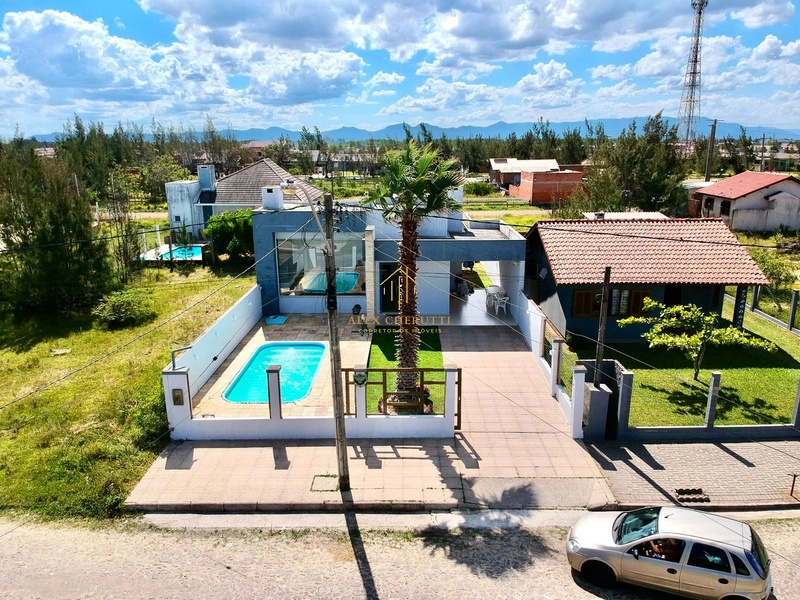 Belíssimo imóvel na praia de Mariápolis: 3ª foto da galeria de imagens do imóvel