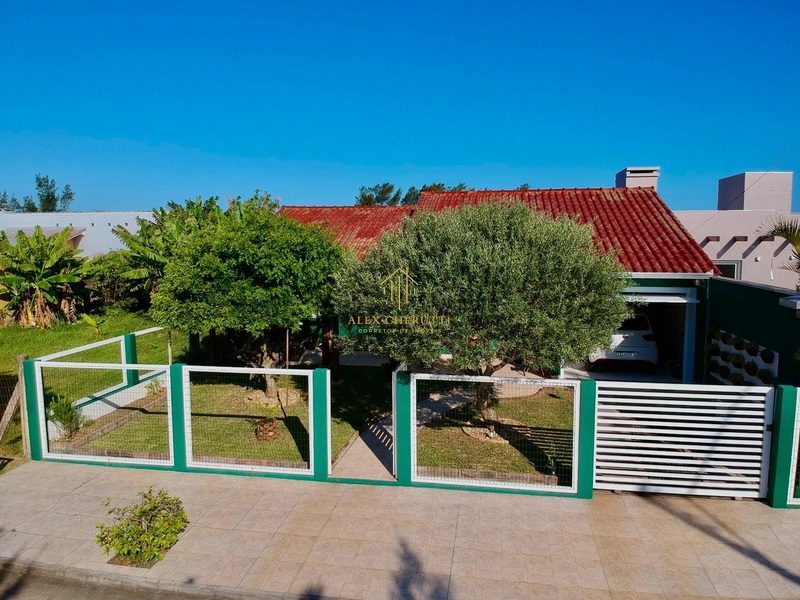 Belíssima casa na praia de Mariápolis: 7ª foto da galeria de imagens do imóvel