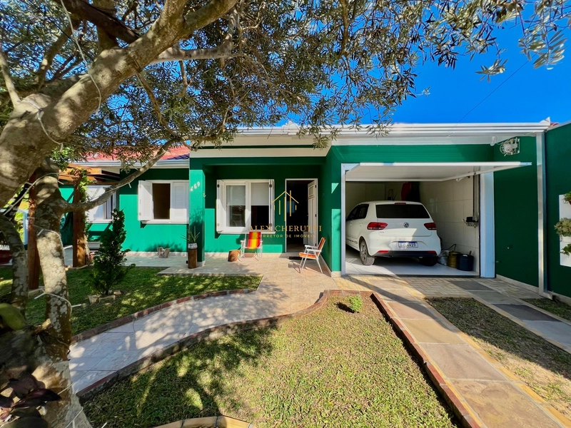 Belíssima casa na praia de Mariápolis: 3ª foto da galeria de imagens do imóvel