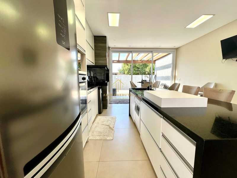 Belíssima casa em Rainha do Mar: 11ª foto da galeria de imagens do imóvel